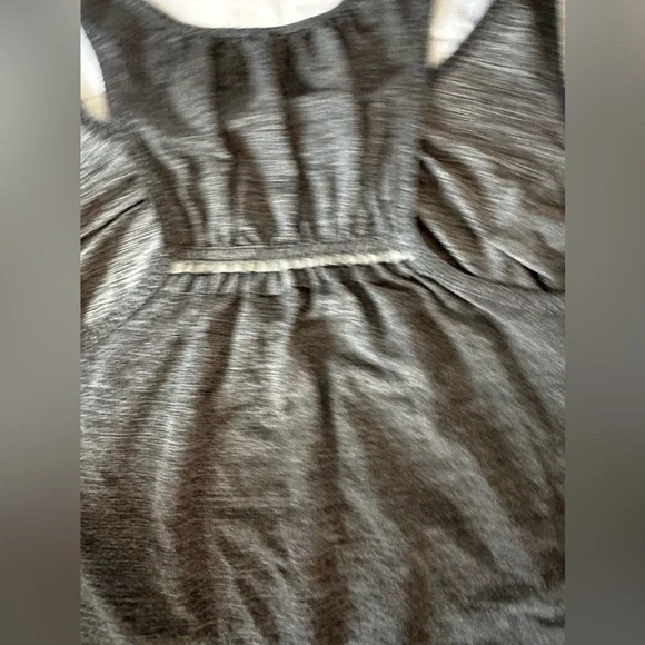 Lululemon Run: Silver Bullet Sleeveless Tech Tank - Picture 9 of 11